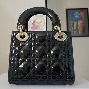 Design inspired d*i*o*r bag